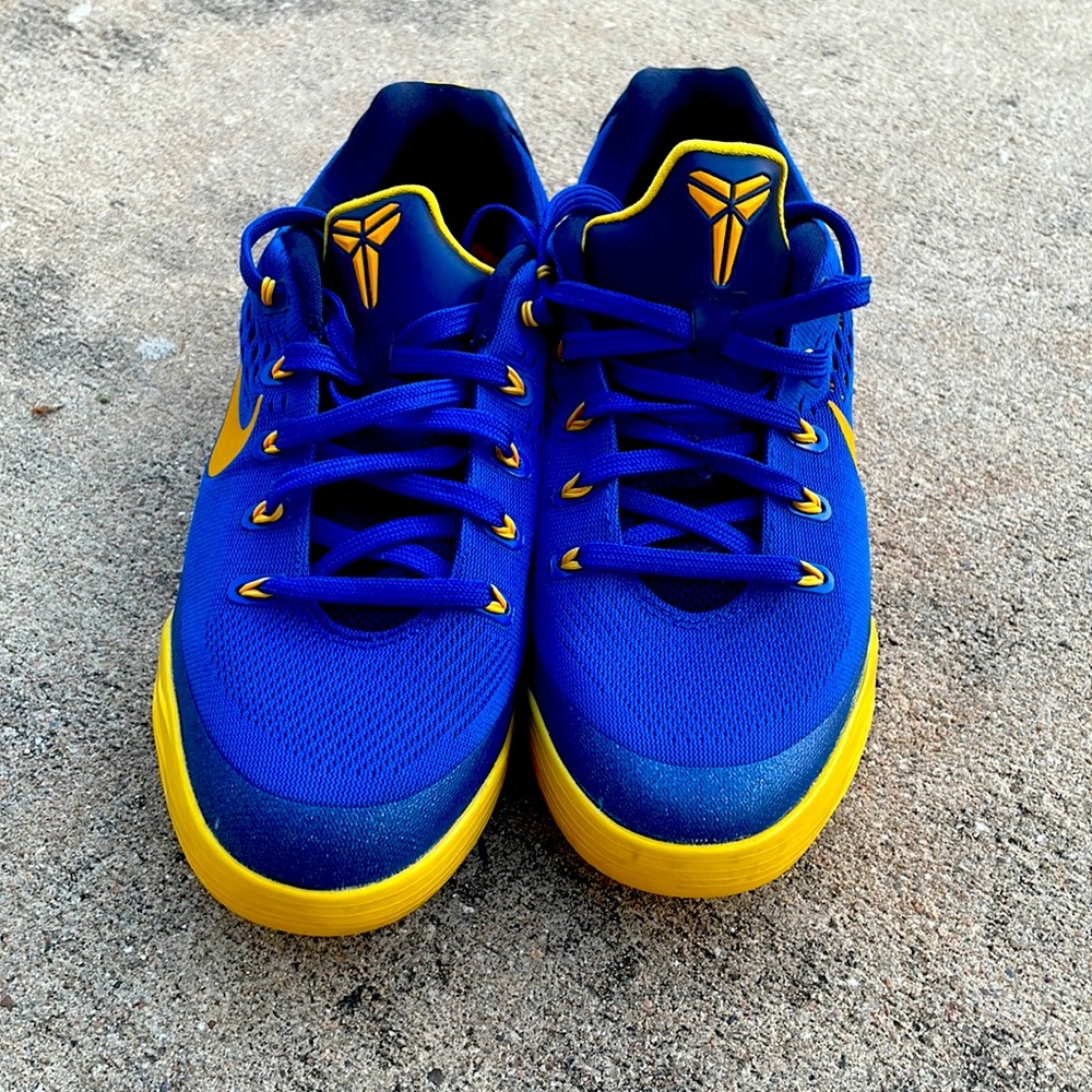 Kobe 9 EM. Gym Blue (gs)